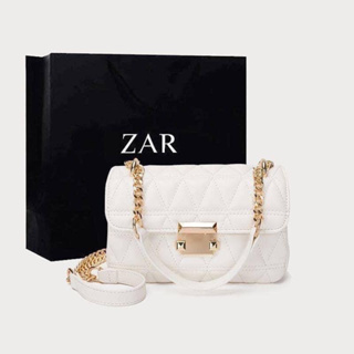 กระเป๋า Zara งานเกรดดีต้องมีทั้ง 2 สี ได้แค่กระเป๋า ไม่มีถุง ขนาด : 8x20x14 มี 2 สี : ขาว ดำ