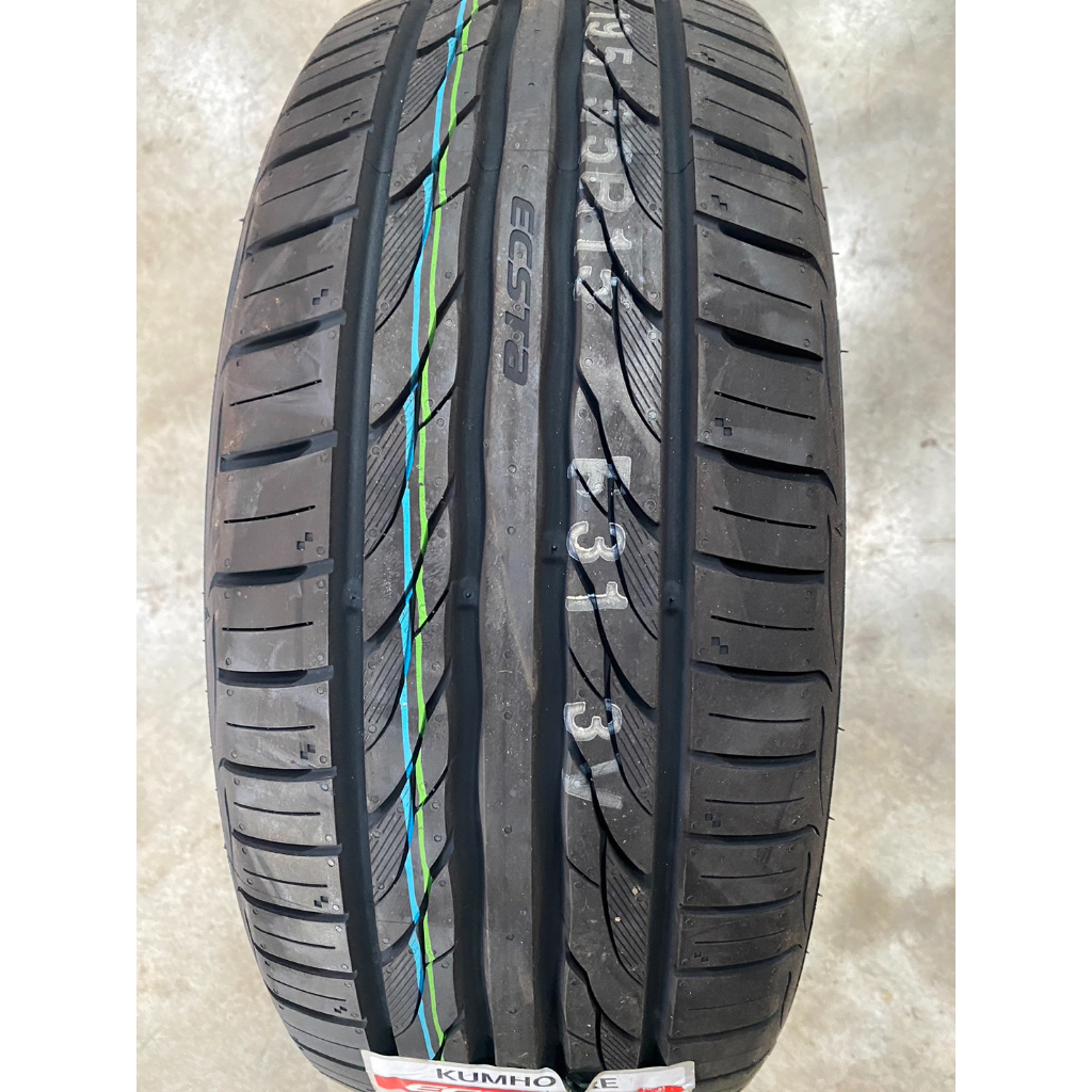 kumho-ecsta-ps31-ขนาด-195-55r15-ปี2022