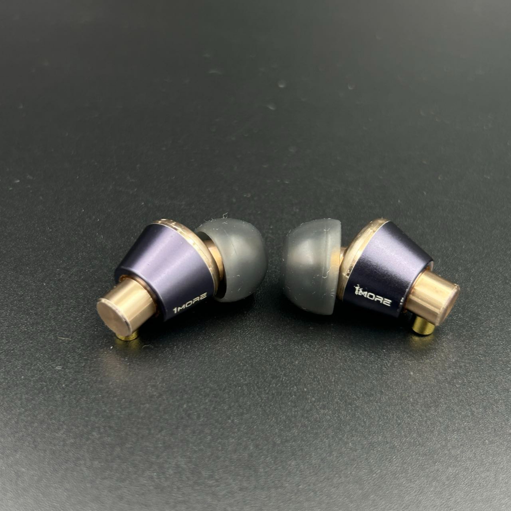 1MORE E1001 Triple Driver 2BA+1DD โมดิฟายขั้ว MMCX สามารถถอดเปลี่ยนสาย ...
