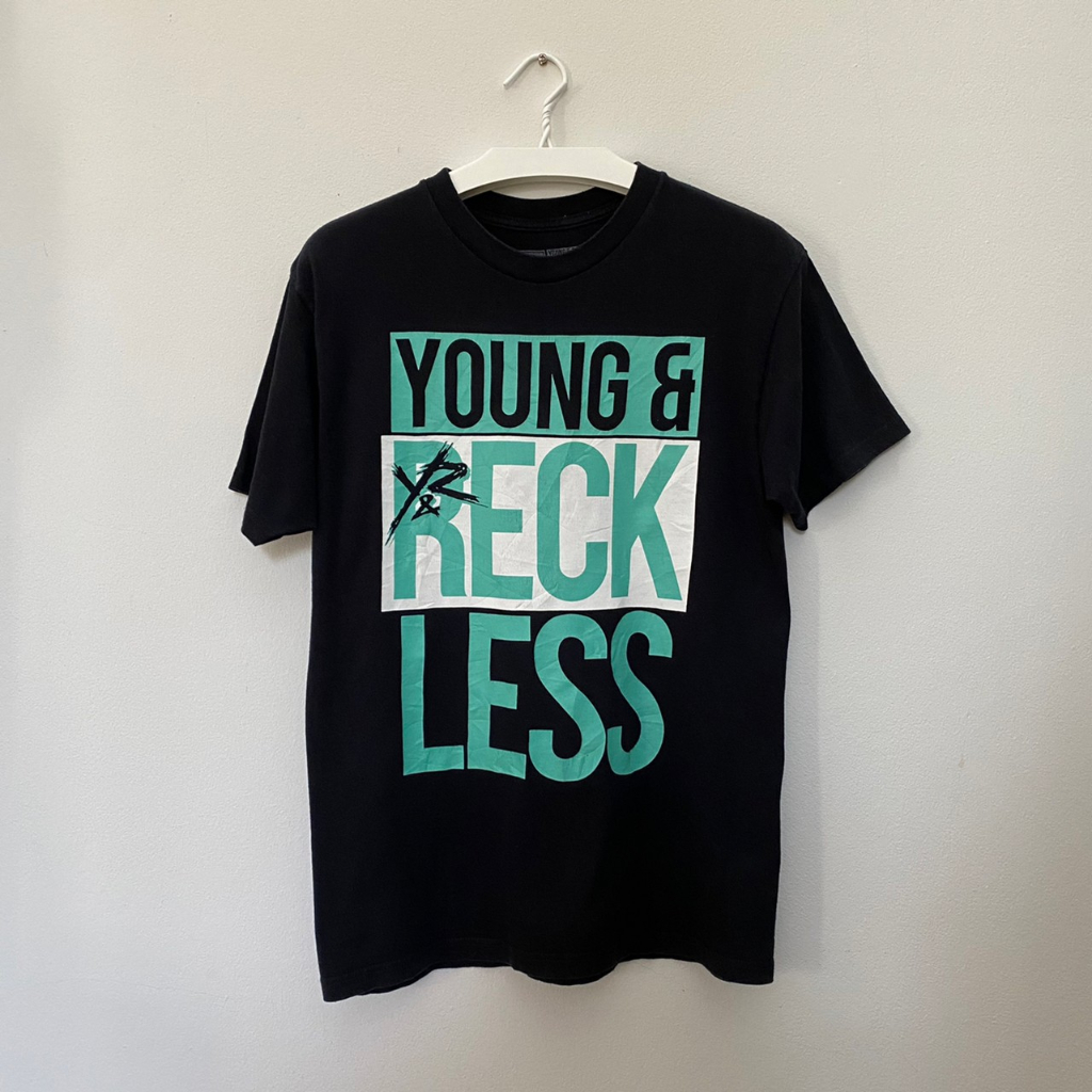 เสื้อยืดมือสอง งานคัด เกรด A ลายเท่ไม่ซ้ำใคร - YOUNG & RECK LESS ...