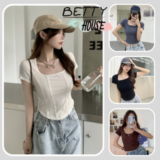 Betty House🎀 เสื้อครอป🍓หุ่นฟิต ชุดสาวฮอต🌟พร้อมส่ง 💥พร้อมส่งจากกทม มาถึงใน 3-5 วัน