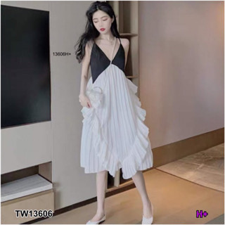 TW13606 เดรสสายเดี่ยวกระโปรงอัดพลีท
