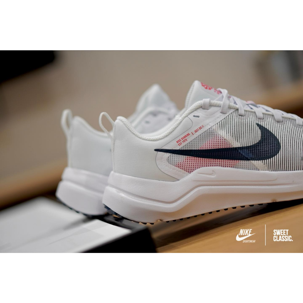 nike-downshifter-12-white-valerian-red-dd9293-101