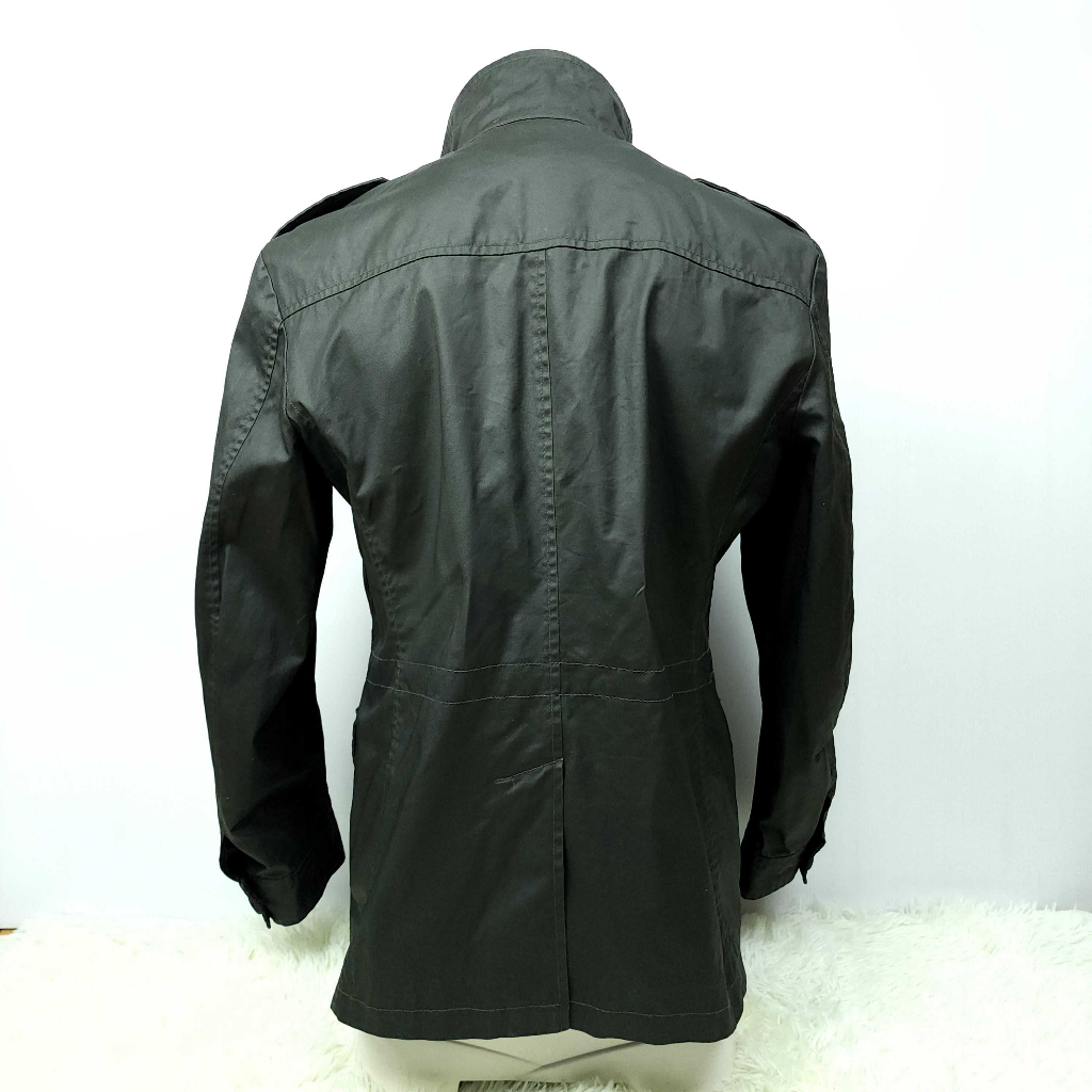 แจ็คเก็ต-uniqlo-อก-42-รุ่น-ทรง-field-jacket-ผ้าเคลือบแวกซ์-กันลม-กันฝน-สภาพใหม่
