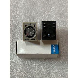 Timer Omron H3Y-2 Coll 220V   0-30Min+Socket