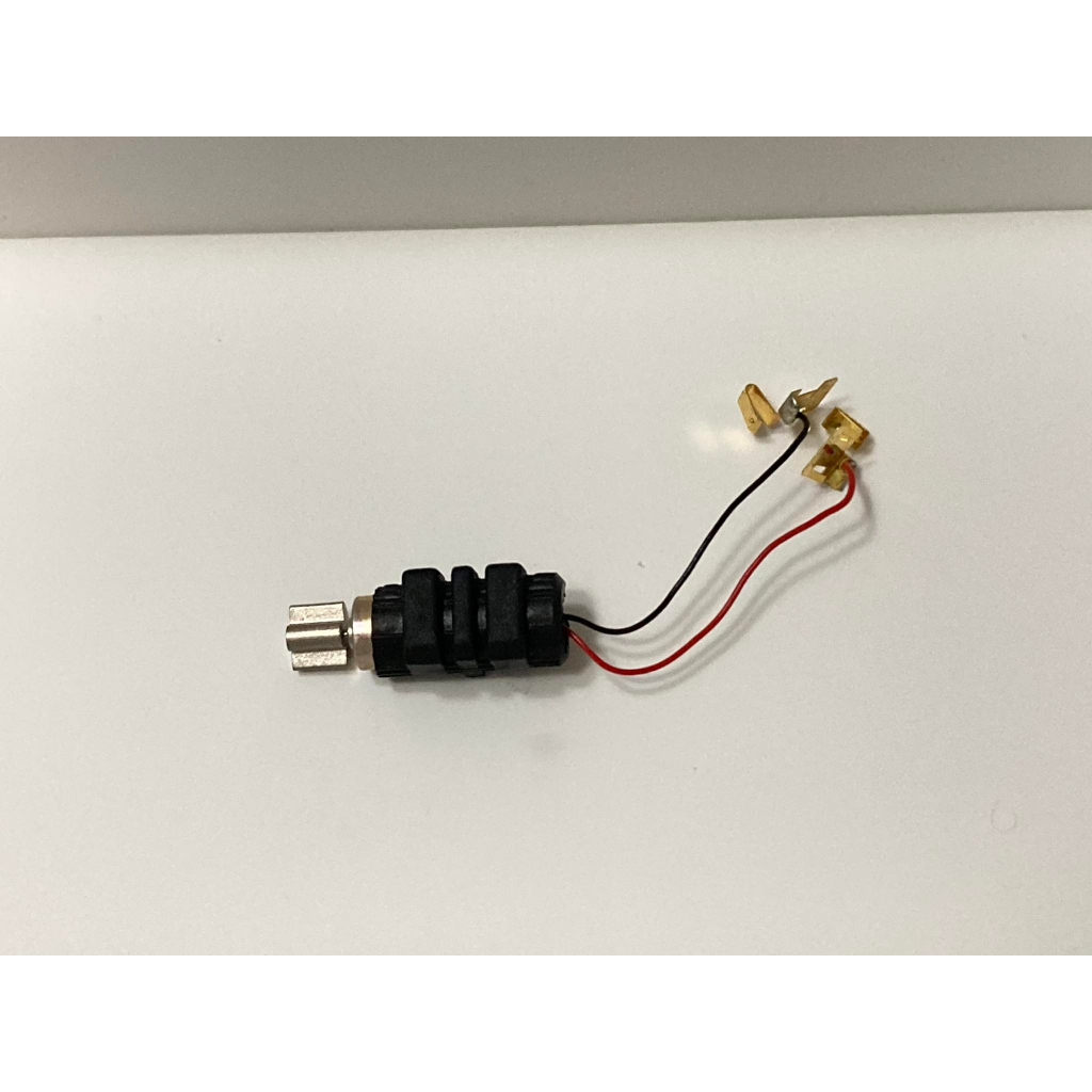 มอเตอร์สั่น-dc-1-5-3-v-ขนาด-9x22-mm