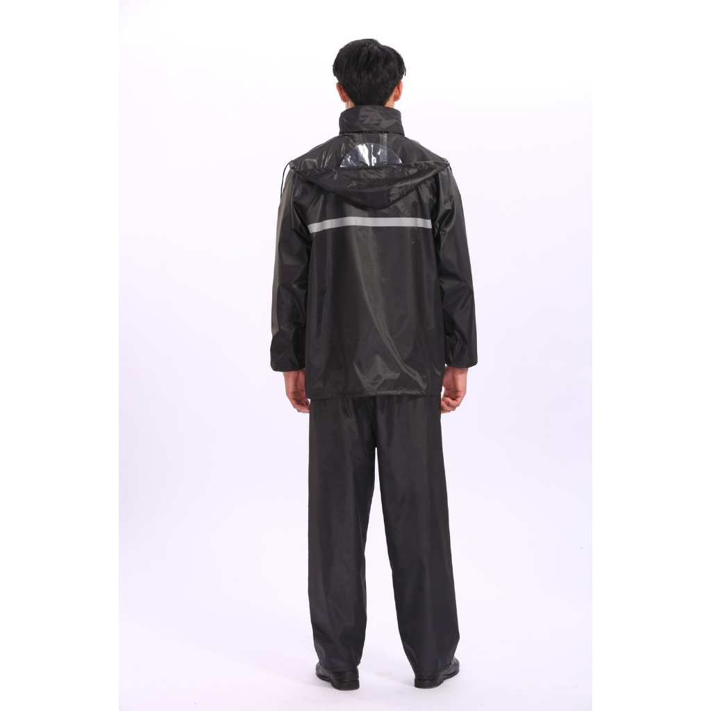 ภาพสินค้าชุดกันฝน Raincoat เสื้อกันฝน มีแถบสะท้อนแสง (เสื้อแบบมีหมวกฮู้ดพับเก็บได้+กางเกง+กระเป๋า)ผ้าโพลีเอสเตอร์อย่างหนา จากร้าน solarenergy1990 บน Shopee ภาพที่ 7