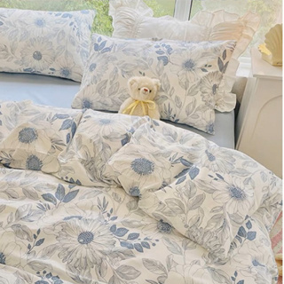 ชุดผ้าปูที่นอนพร้อมผ้านวม "ลายดอกไม้สีฟ้า "