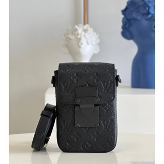กระเป๋าLouis Vuitton S-Lock Verticalเทพ 📌size 12x19x7 cm