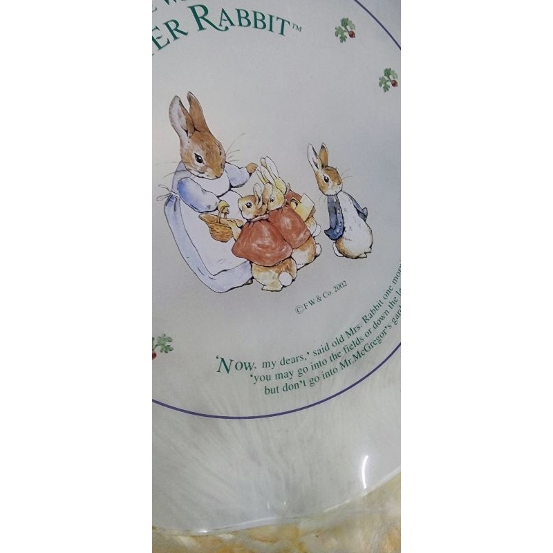 จานแก้วใบใหญ่peter-rabbit