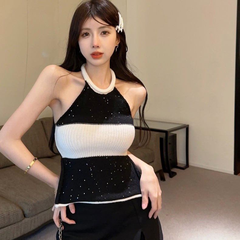 cici-no-t2066-เสื้อไหมพรมคล้องคอ-ดีเทลประกายเพชร-สวยแบบเก๋ๆ