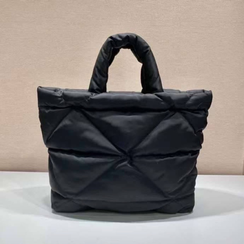 กระเป๋า-prada-shopping-tote-bag-nylon