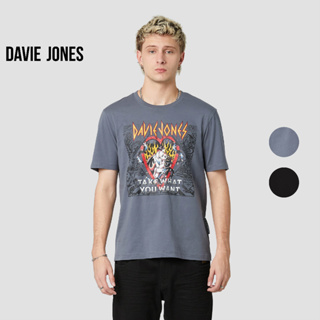 DAVIE JONES เสื้อยืดพิมพ์ลาย ทรง Regular Fit สีเทา สีดำ Graphic print T-shirt in black WA0166G1 BK