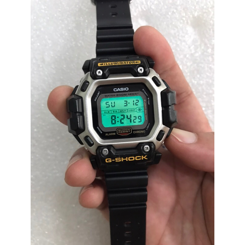 casio-g-shock-dw-8300-กันดั้ม3-ปี1995-หน้าทอง-rare