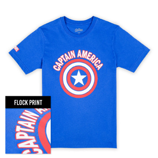 Marvel Men Captain America Flock Print T-Shirt - เสื้อมาร์เวลผู้ชายพิมพ์กำมะหยี่โลโก้ ลายกับตันอเมริกา สินค้าลิขสิทธ์แท้100% characters studio