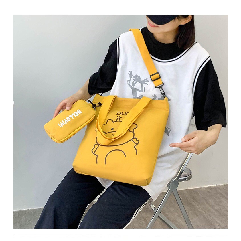yxin-bear-กระเป๋าสะพายข้างใบใหญ่-กระเป๋าถือน่ารักๆ-กระเป๋าผ้ามินิมอล-tote-bag-ผ้าแคนวาส