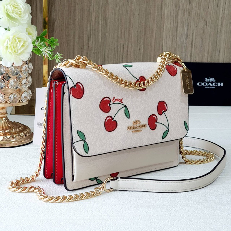 สด-ผ่อน-กระเป๋า-7-นิ้ว-สีขาวลายเชอรี่-coach-ce656-mini-klare-crossbody-with-heart-cherry-print