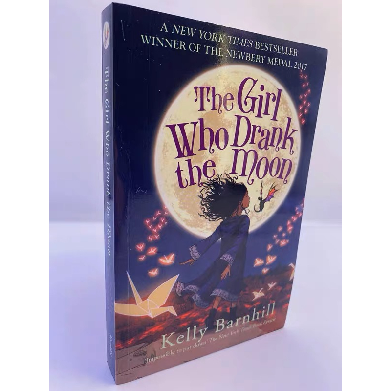 a-book-the-girl-who-drank-the-moon-english-novel-newbury-gold-award-สาวพระจันทร์เมา-นวนิยายภาษาอังกฤษ