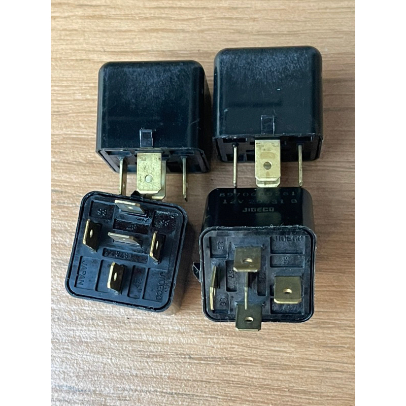 รีเลย์-isuzu-ดาก้อนอาย-5ขา-2หน้ามือ2ญี่ปุ่น-ราคาต่อ1ชิ้น