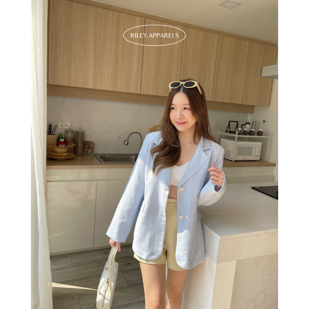 ภาพหน้าปกสินค้าRiley.apparels - Summer blazer เบลเซอร์ผ้าบางเบา* อยู่ทรงสวย ซับในอัดกาวทั้งตัว จากร้าน riley.apparels บน Shopee