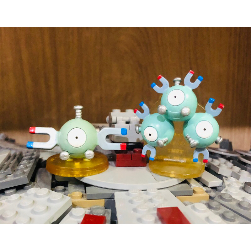 magnemite-amp-magneton-tomy-pokemon-2-cgtsj-figures-โปเกม่อน