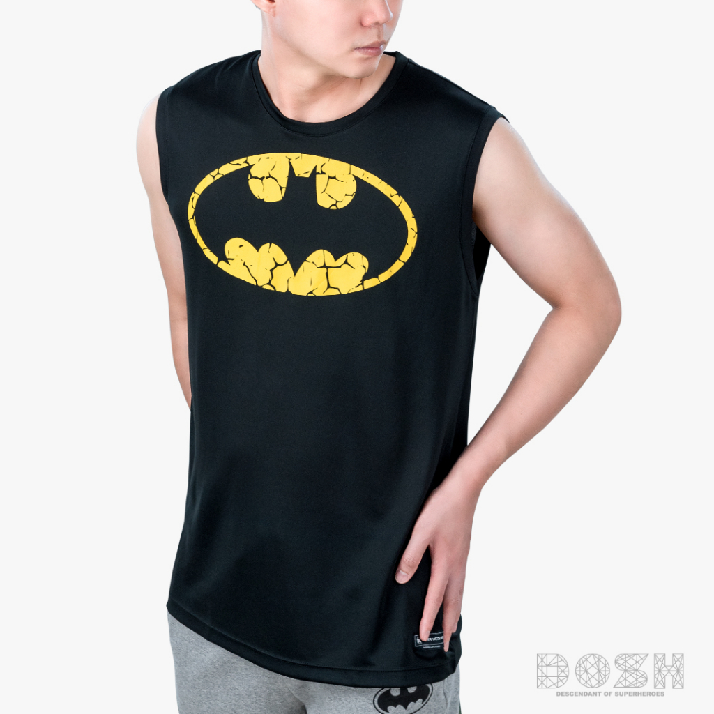 dosh-mens-t-shirts-batman-เสื้อยืดคอกลม-แขนกุด-ผ้าโพลีเอสเตอร์-ผู้ชาย-fbmt5286-bl