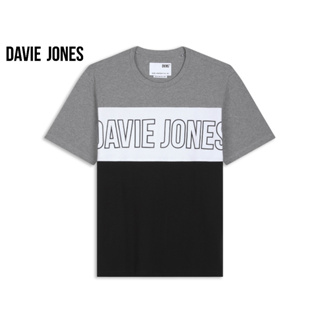 DAVIE JONES เสื้อยืดสีพื้น คอกลม ผ้าคอตตอน ทรง Regular Fit สีดำ Logo Print Regular Fit T-Shirt in black TB0303BK