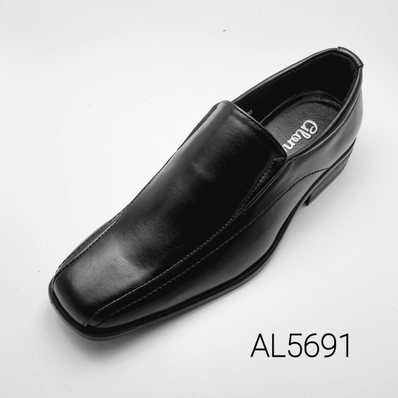 ภาพสินค้าCSB / ALANDO รองเท้าคัชชูหนังชาย สีดำ รุ่น CM500 ไซส์ 39-47 จากร้าน i_am_shoes บน Shopee ภาพที่ 6