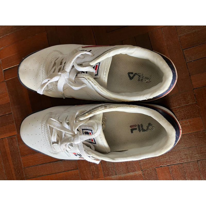 รองเท้ากีฬา-fila-ของแท้ไซส์-39-5