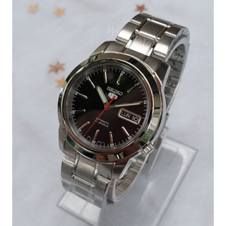 สินค้า นาฬิกา Seiko Automatic รุ่น SNKE53K1 สายแสตนเลสสีเงิน หน้าปัดดำสุดหรู - ของแท้ 100% ประกัน1ปีเต็ม
