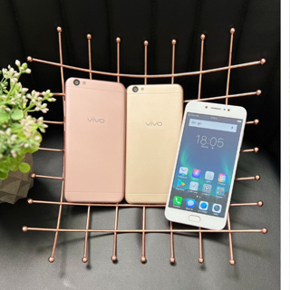 vivo​ ​v5 มือสอง​สภาพ​สวย​นางฟ้า​ แรม4​ รอม32​ ฟรีชุดชาร์ต​