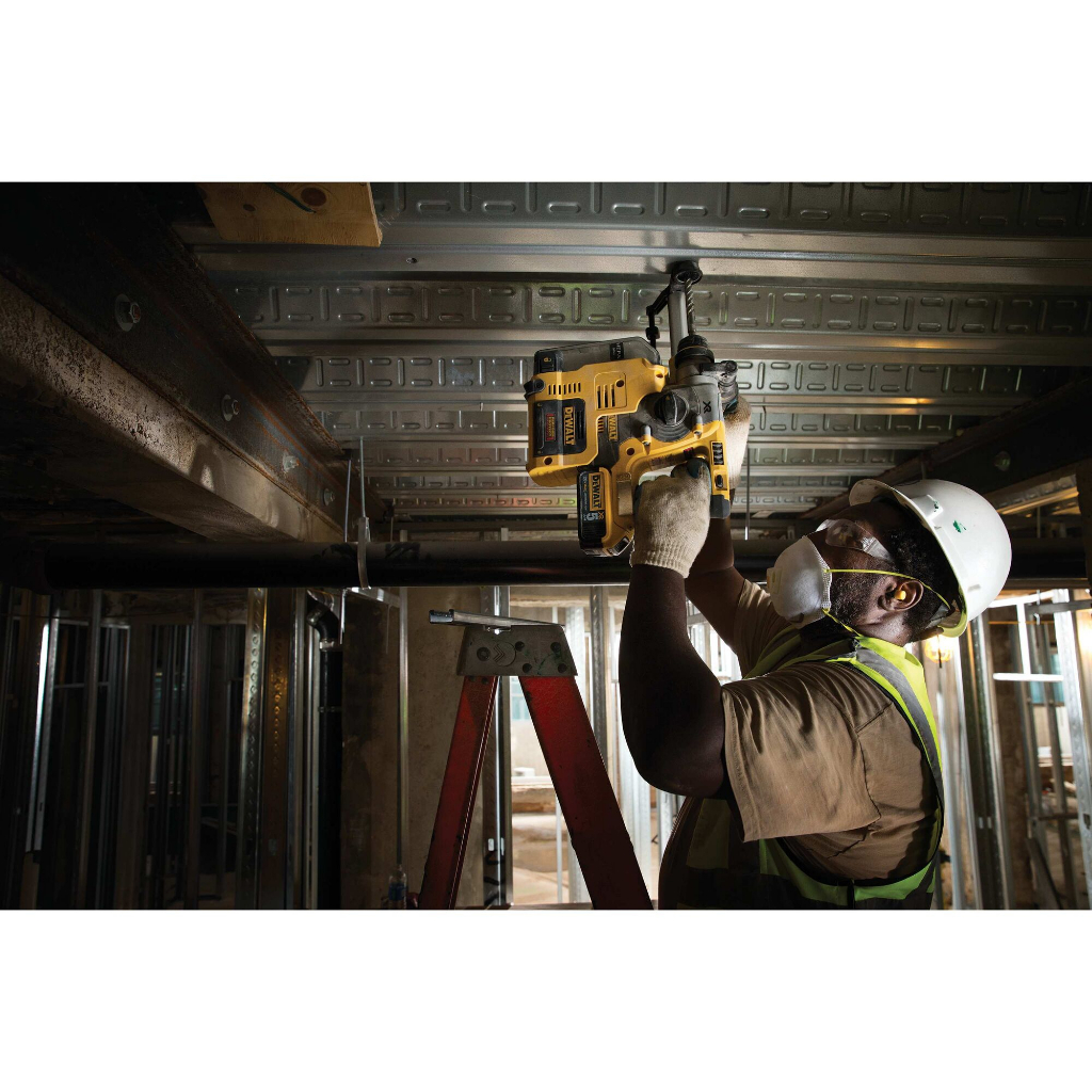 dewalt-รุ่น-dch273p1t-b1-สว่านโรตารี่ไร้สายไร้แปรงถ่าน-sds-plus-26มม-พร้อมแบตเตอรี่-5-0ah-กล่อง