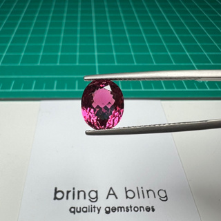 ทัวร์มาลีน สีแดง หรือ รูบีไลท์ (Rubellite Tourmaline) 2.55 ct  สีสวยมากกกก