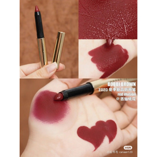 แท้ทั้งร้าน !! ลิปขนาดปกติ BOBBI BROWN LUXE DEFINING LIPSTICK สี RED ILLUSION ขนาด 1 G.