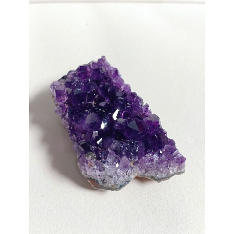 อเมทิสต์-amethyst-cluster-cluster-ผลึกอเมทิสต์-ผลึก-ธรรมชาติ-ผลึกสีม่วง-หินธรรมชาติ-01-02