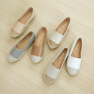 สลิปออนรุ่น Claire | 6สี (เท้าผอมแนะนำลดไซส์จากปกติค่ะ)
