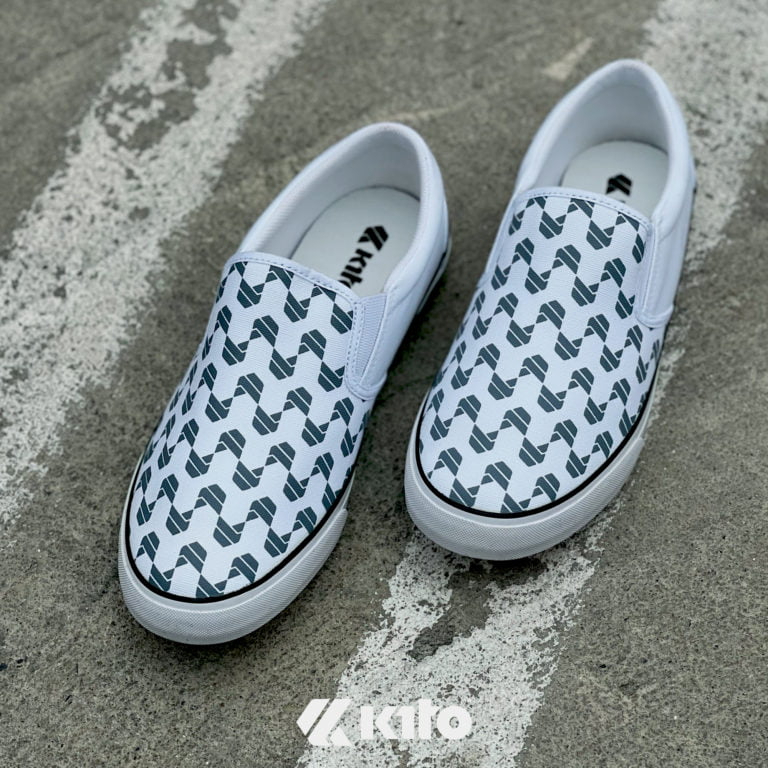 kito-bl2-checker-slip-on-รองเท้าผ้าใบ-ทรงสวม-กีโต้