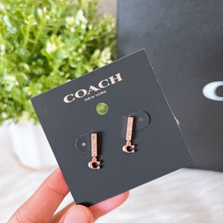 🎀 ต่างหู สีโรสโกลด์ COACH 91446 Signature Pave Bar Stud Earrings