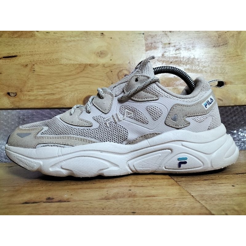 FILA RETRO RUNNING sz.42. 26.5cm | Shopee Thailand