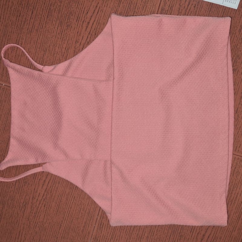 เสื้อสายเดี่ยวสีชมพู-ไซต์s