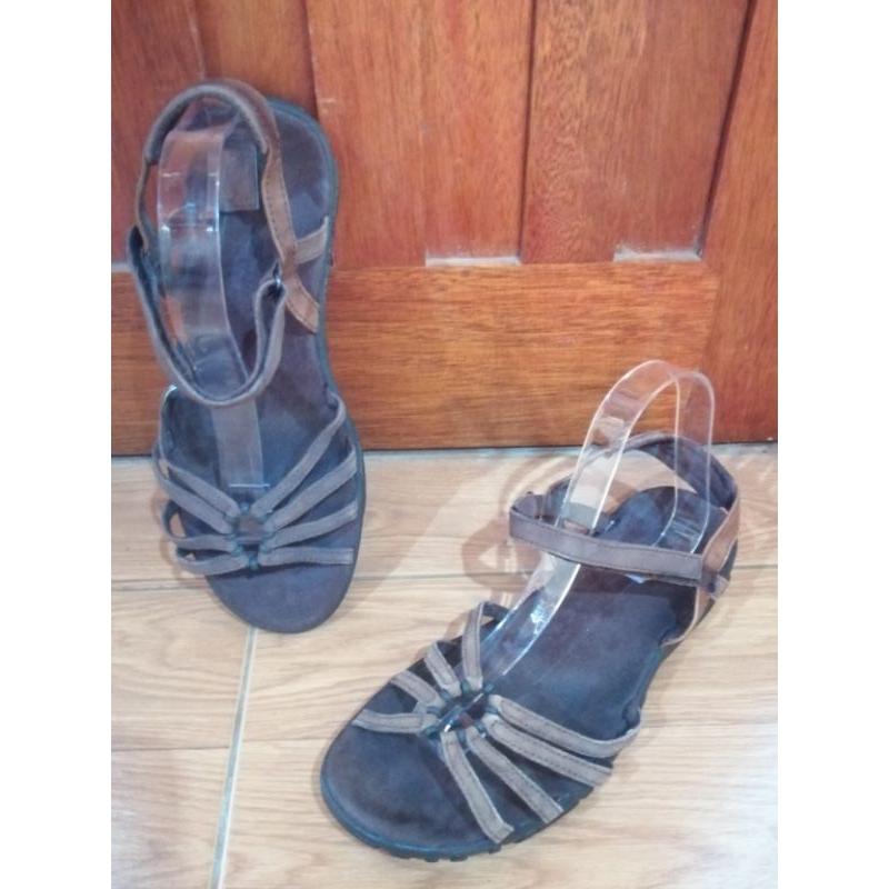 Teva kayenta best sale 37