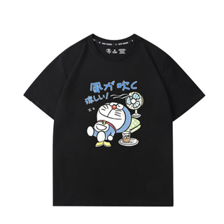 Doraemon โดราเอมอน แขนสั้น เสื้อยืดฤดูร้อนสดชื่น พิมพ์สร้างสรรค์ กราฟฟิตี้โดราเอมอนด้านบน