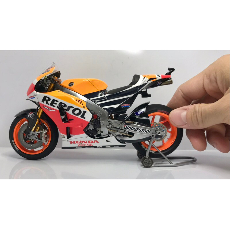 honda rc213v tamiya