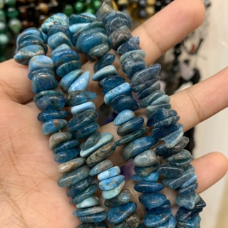 บลูอพาไทด์ Blue Apatite ทรงอิสระ ทรงแบน เส้นยาว (ขนาดประมาณ 10x3 mm) *หินแท้ หินธรรมชาติ*