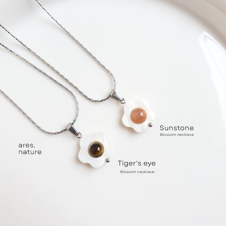 ares-nature-สร้อยหิน-รุ่น-blossoms-necklace