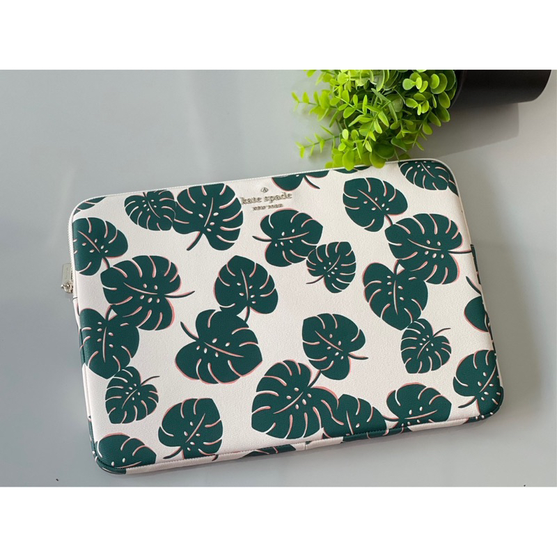 กระเป๋าใส่-lap-top-15-นิ้ว-k8175-kate-spade-laptop-sleeve