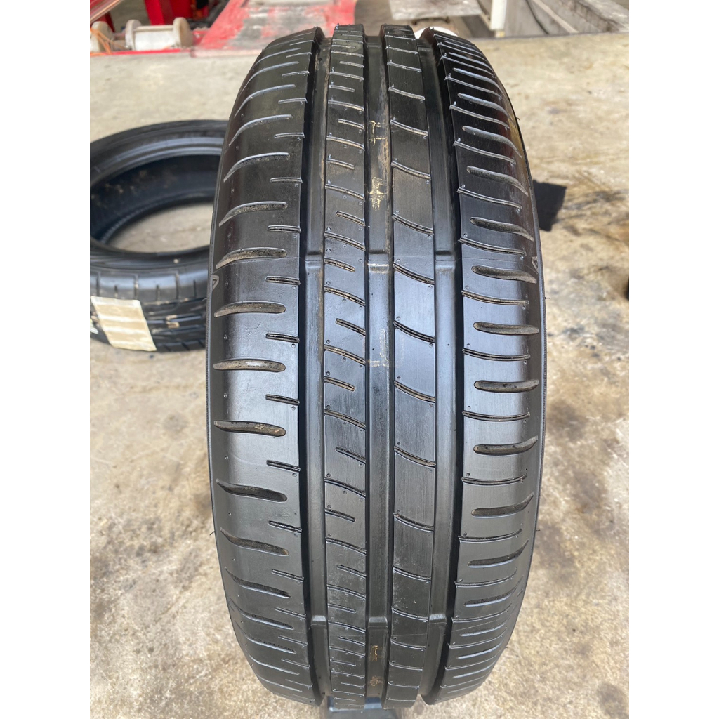 dunlop-รุ่น-sp-touring-r1-ขนาด-195-60-15-ปี2017