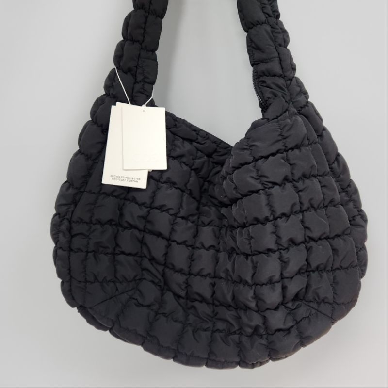 cos quilted oversized shoulder bag ของแท้พร้อมป้าย สีดำ Shopee Thailand
