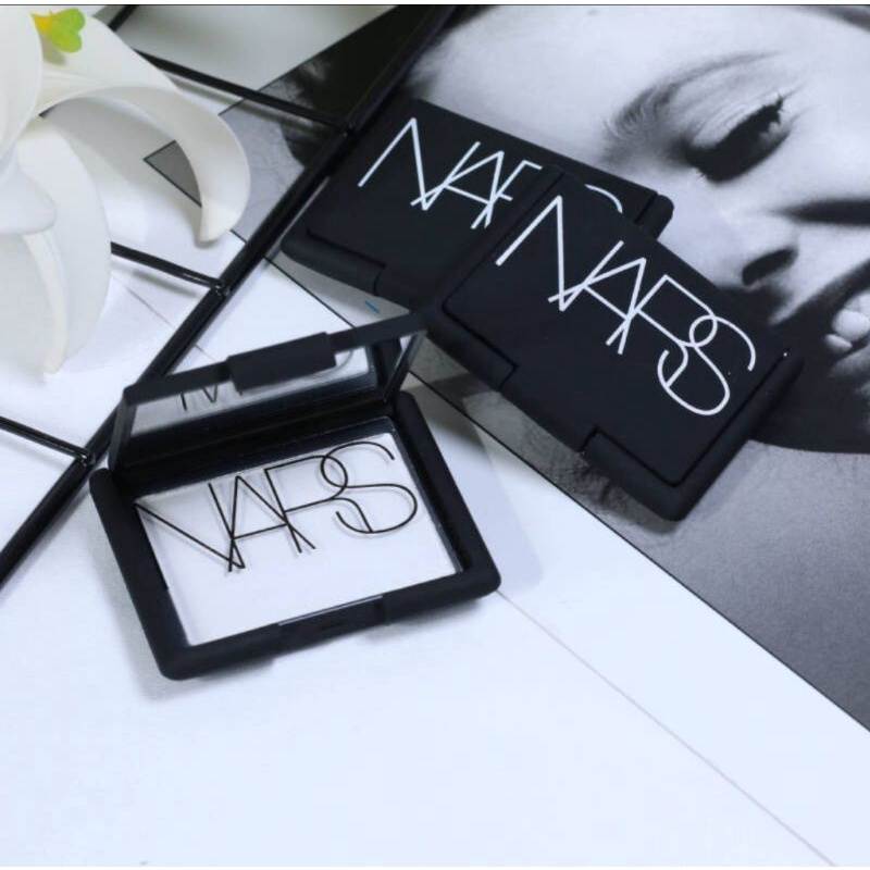 nars-light-reflecting-pressed-setting-powder-10g-crystal-เนื้อบางเบา-แป้งปกปิดรูขุมขน