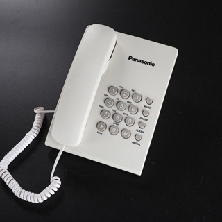 ภาพขนาดย่อของภาพหน้าปกสินค้าPanasonic KX-TS500MX โทรศัพท์รุ่นนิยม (Single Line Telephone) ถูกมาก โทรศัพท์บ้าน สำนักงาน ใช้งานร่วม จากร้าน 36pbag9eqp บน Shopee ภาพที่ 3